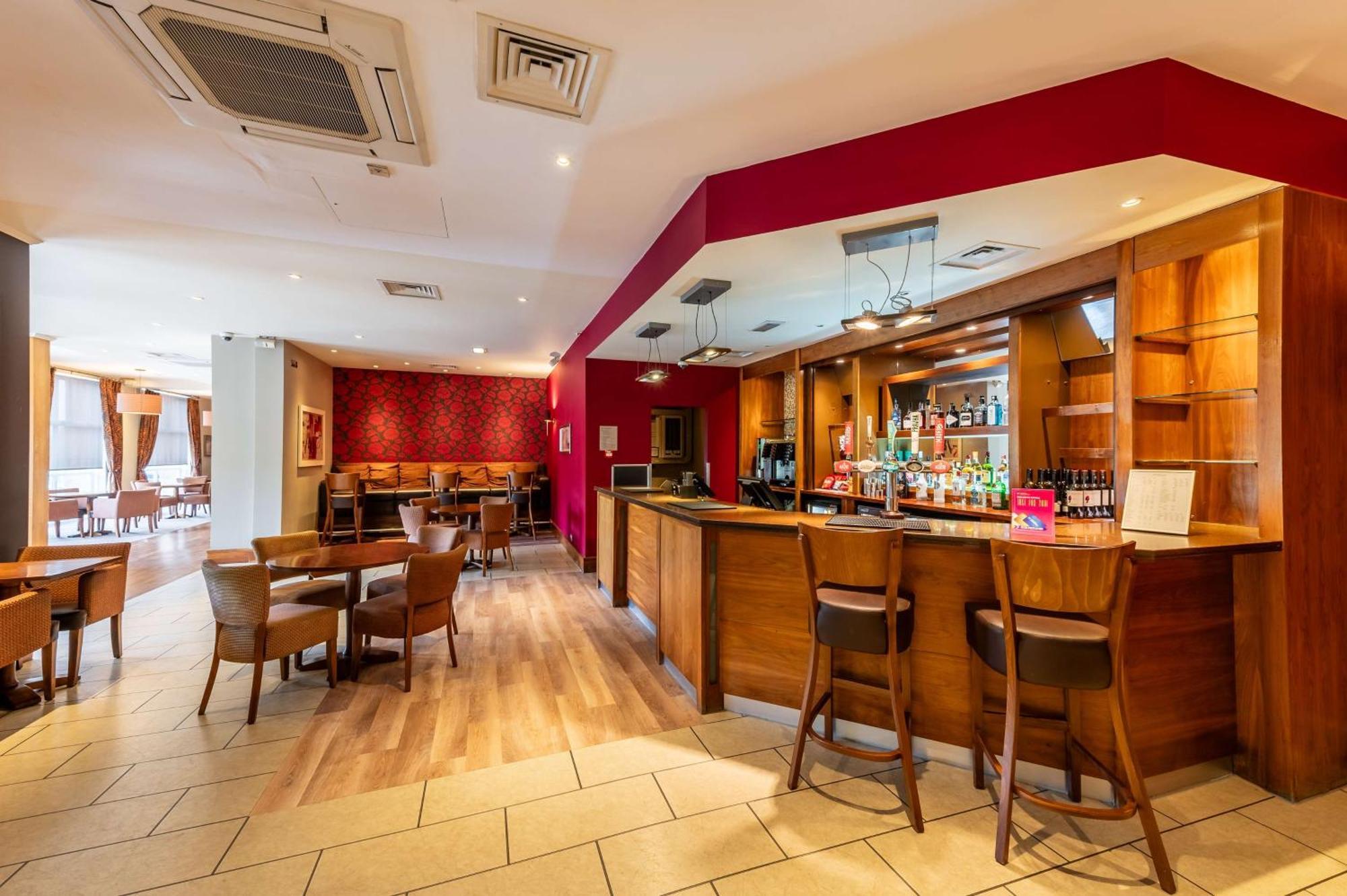 Milestone Peterborough Hotel A1M, Sure Hotel Collection By Best Western Stilton Exterior foto